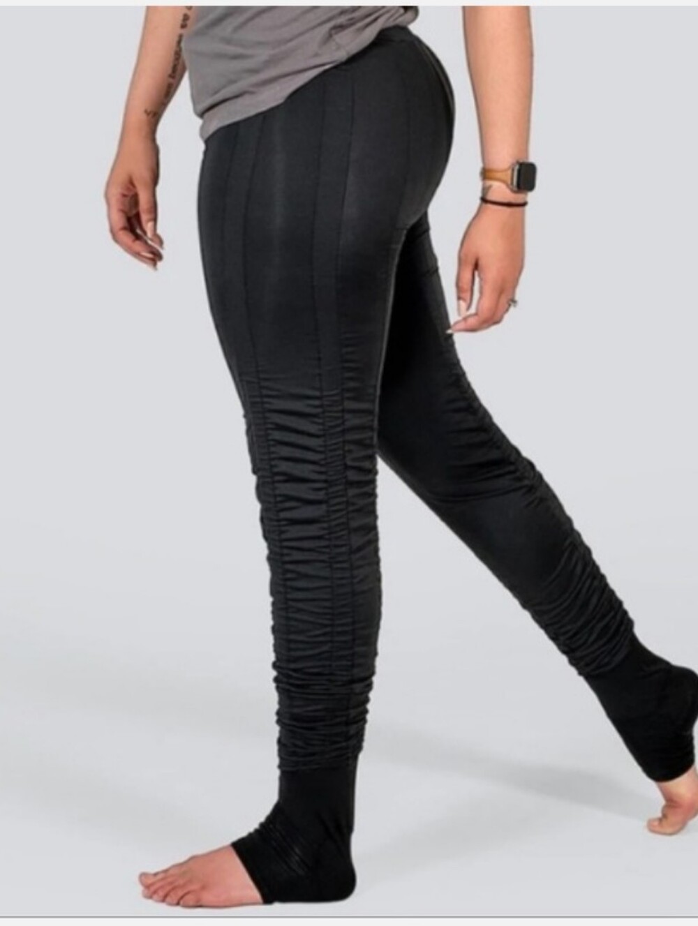 AGOGIE - +20 RESISTANCE BLACK-PANTS Size: Medium Color: Black EUC
